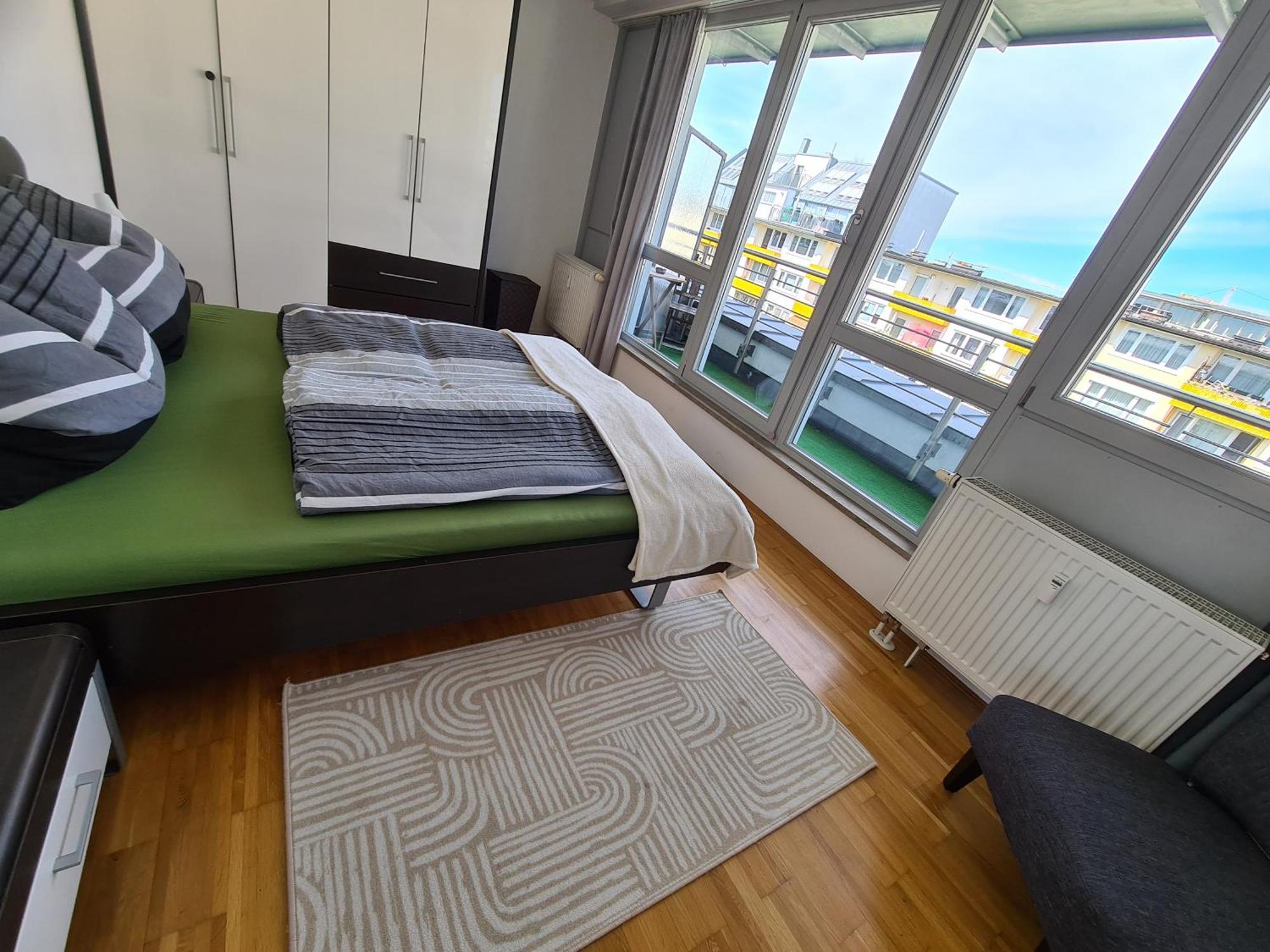 Ridler Theresienwiese, Parking & Rooftop Terraces 2 Apartamento